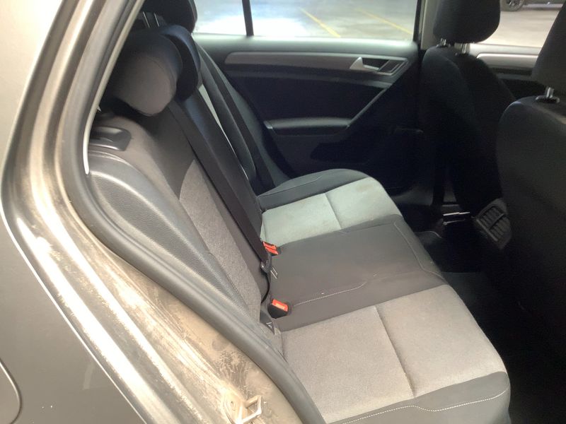 Volkswagen Golf VII 1.6 TDI Trendline BlueMotion Tech — zdjęcie 14