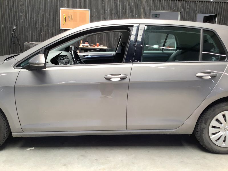 Volkswagen Golf VII 1.6 TDI Trendline BlueMotion Tech — zdjęcie 4