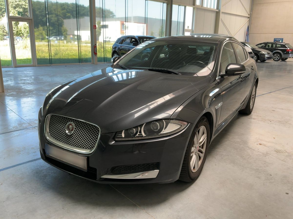 Jaguar XF 2015