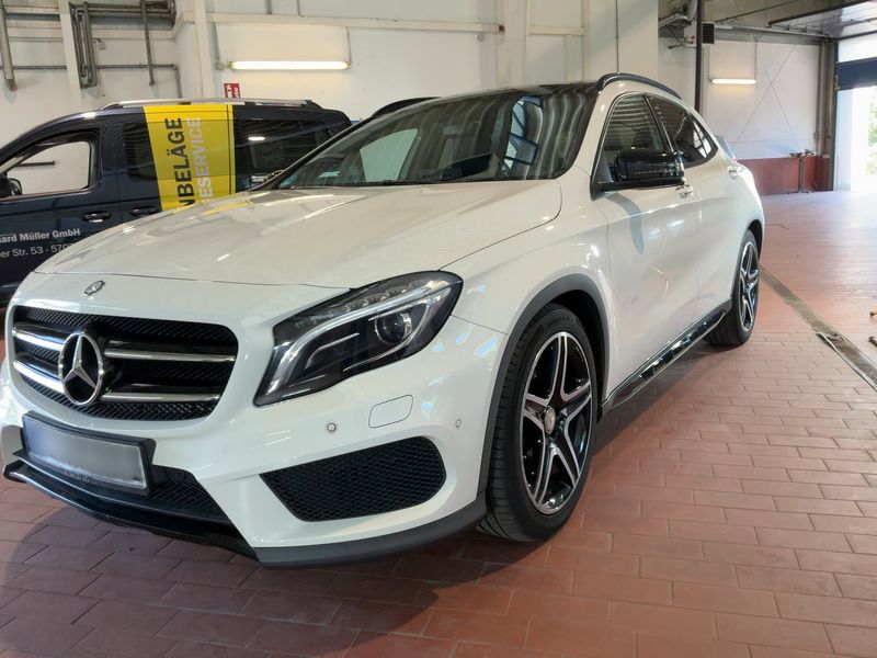 Mercedes-Benz GLA-Klasse