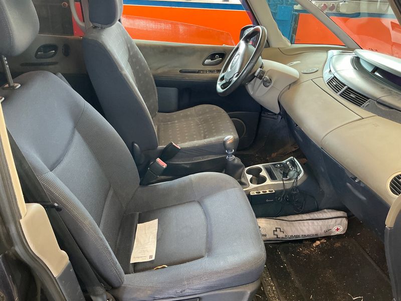 Renault Grand Espace 2.0 Turbo Espace Expression — zdjęcie 3