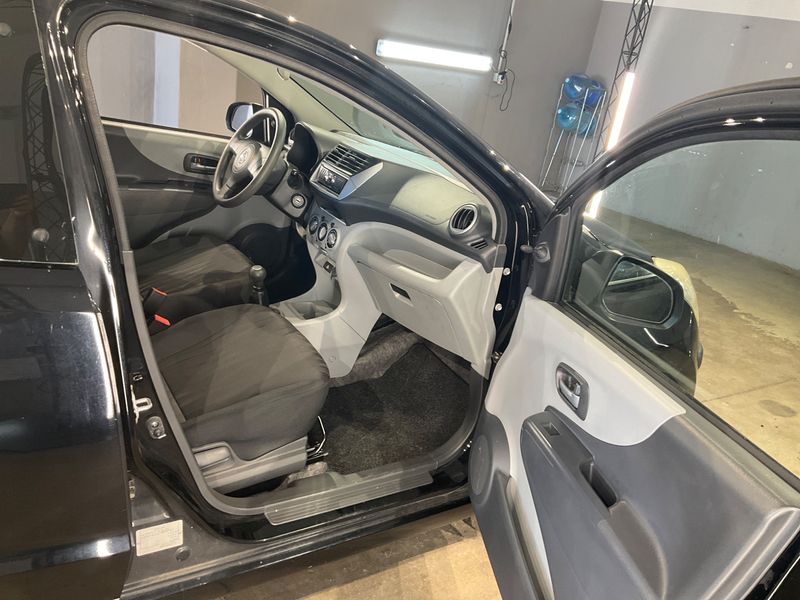 Nissan Pixo 1.0 More — zdjęcie 3