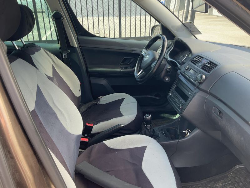 Skoda Roomster 1.2 TSI Ambition 2015 – снимка 16