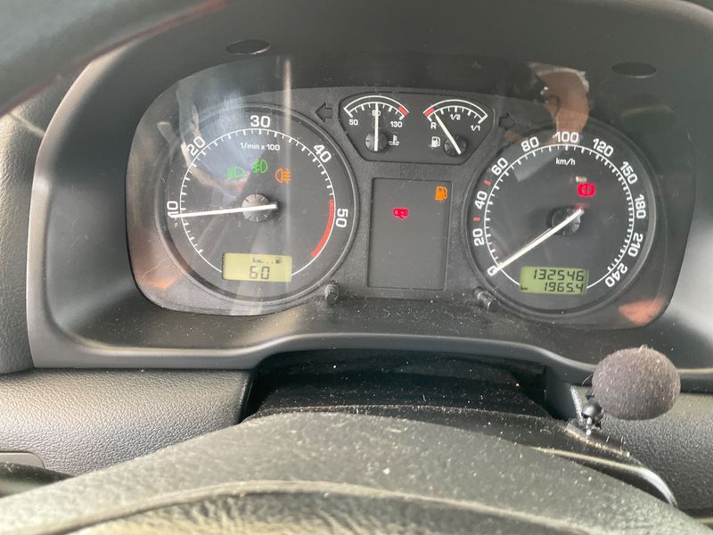 Skoda Octavia 1.9 TDI Tour — zdjęcie 4