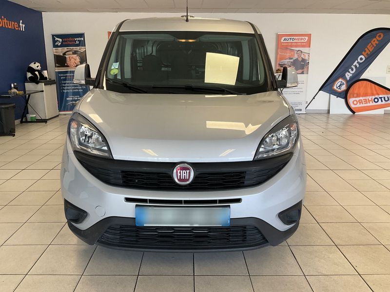 Fiat Doblo 1.6 JTDM Pro Lounge Fourgon — zdjęcie 9