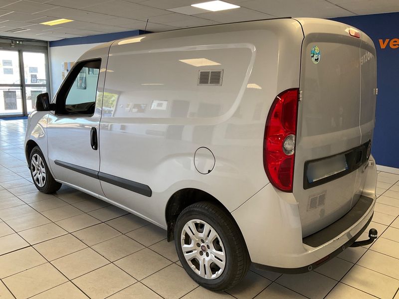 Fiat Doblo 1.6 JTDM Pro Lounge Fourgon — zdjęcie 3