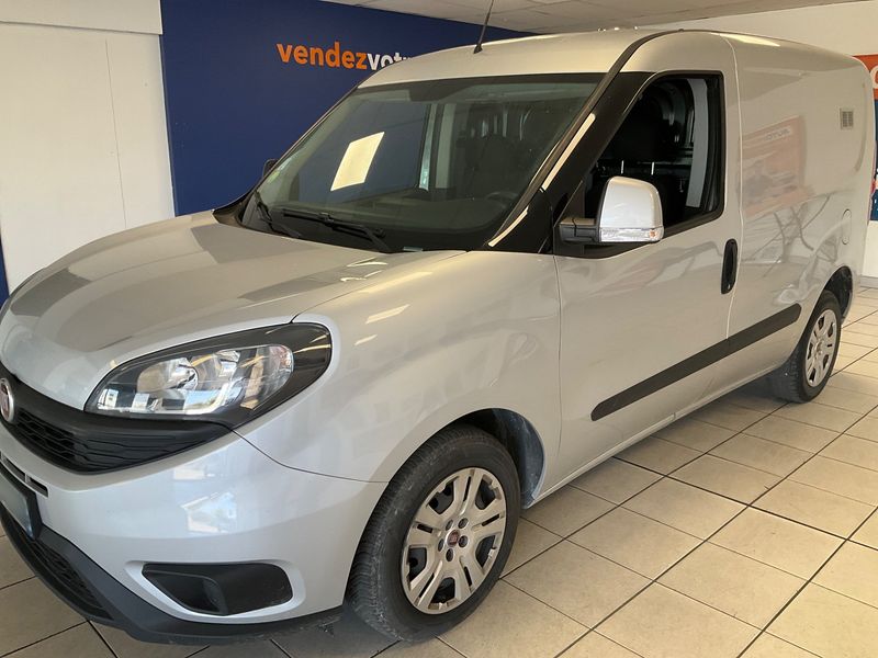 Fiat Doblo 1.6 JTDM Pro Lounge Fourgon — zdjęcie 2