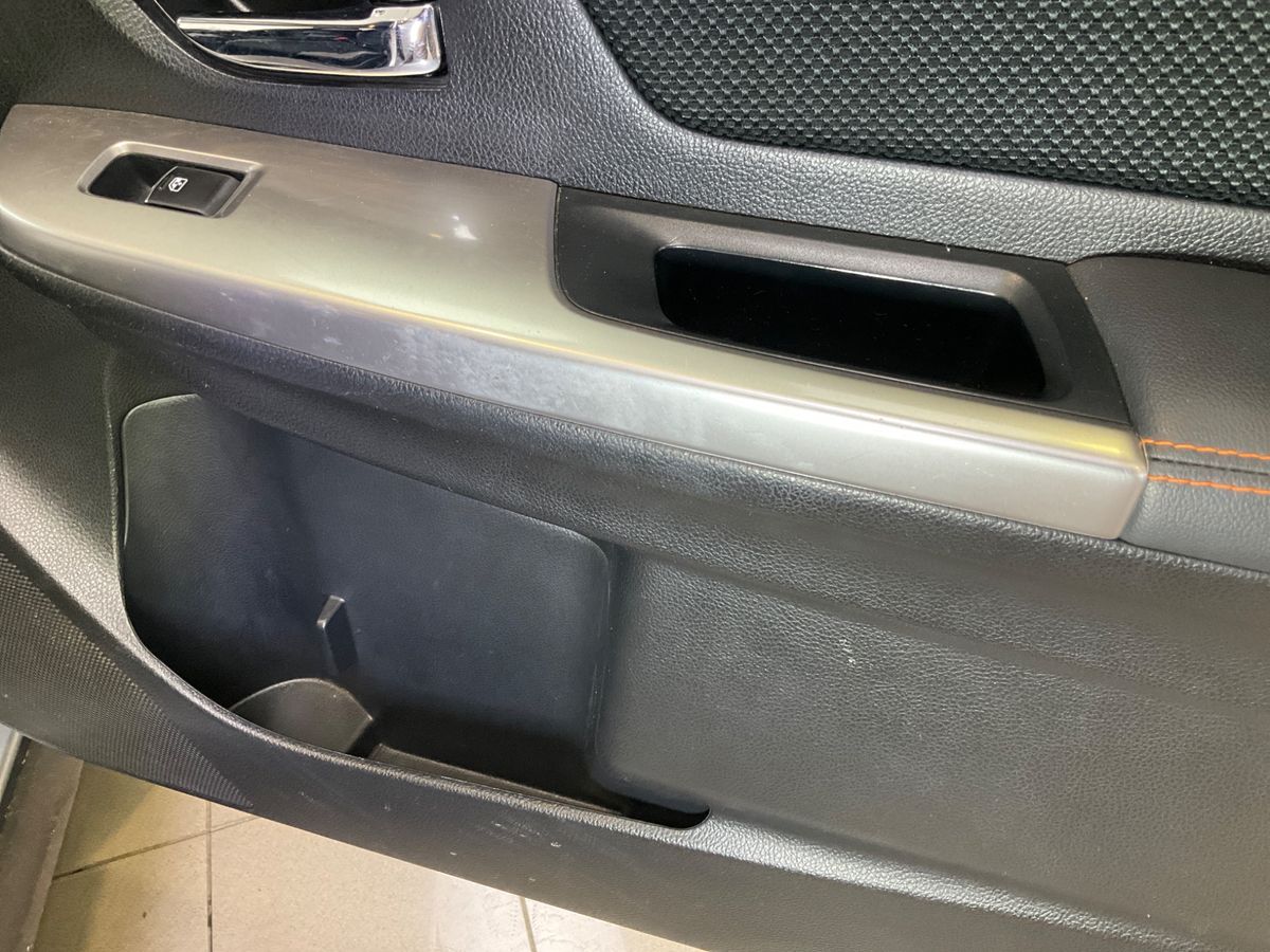 Subaru XV 2018 — photo 36