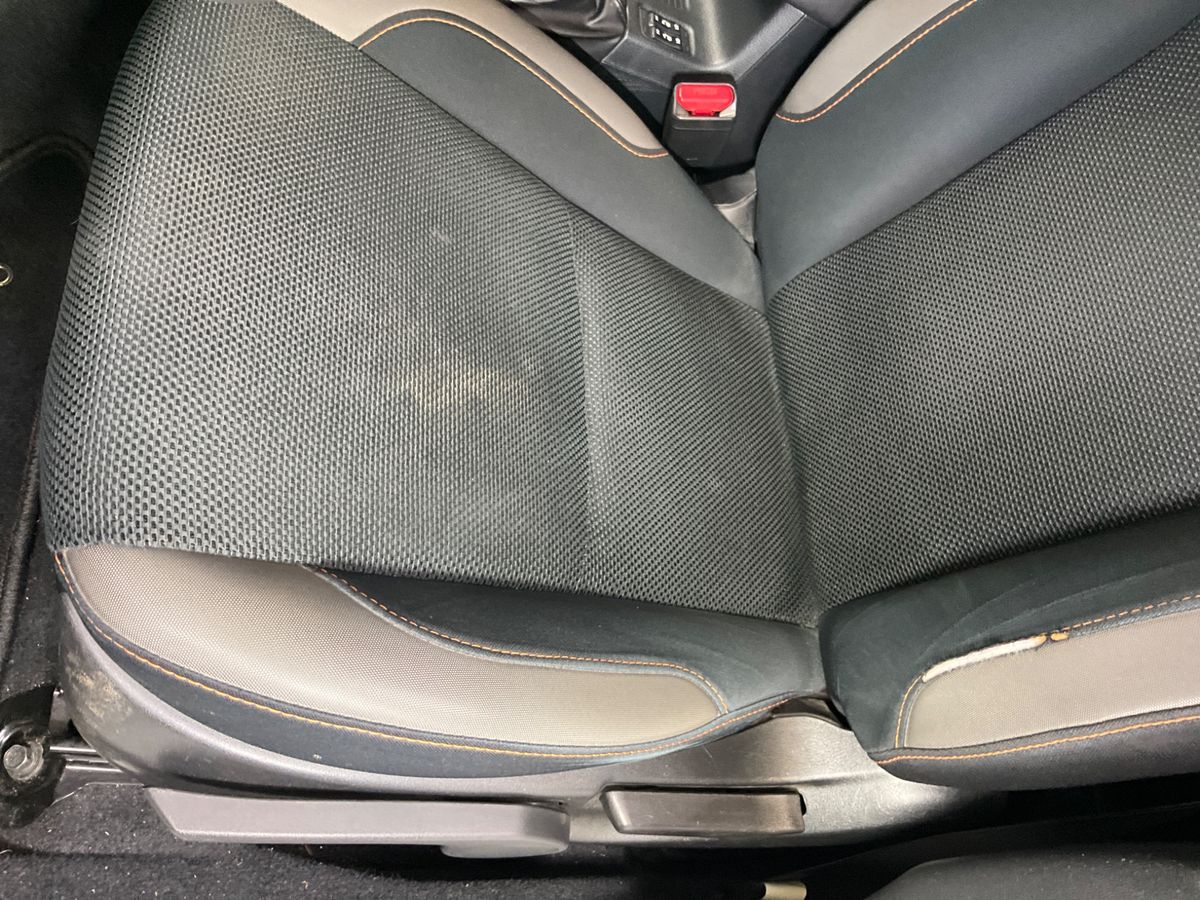 Subaru XV 2018 — photo 35