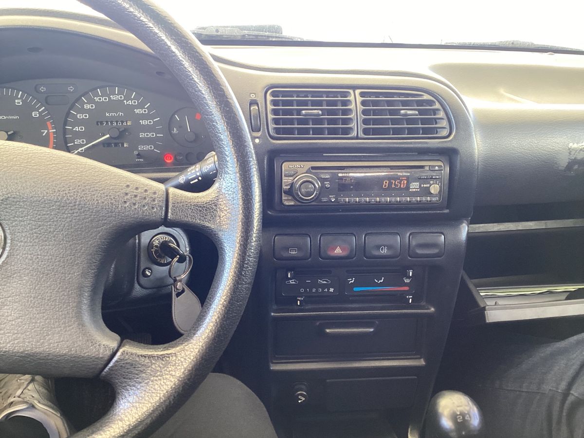 Nissan Sunny 1991 — photo 18