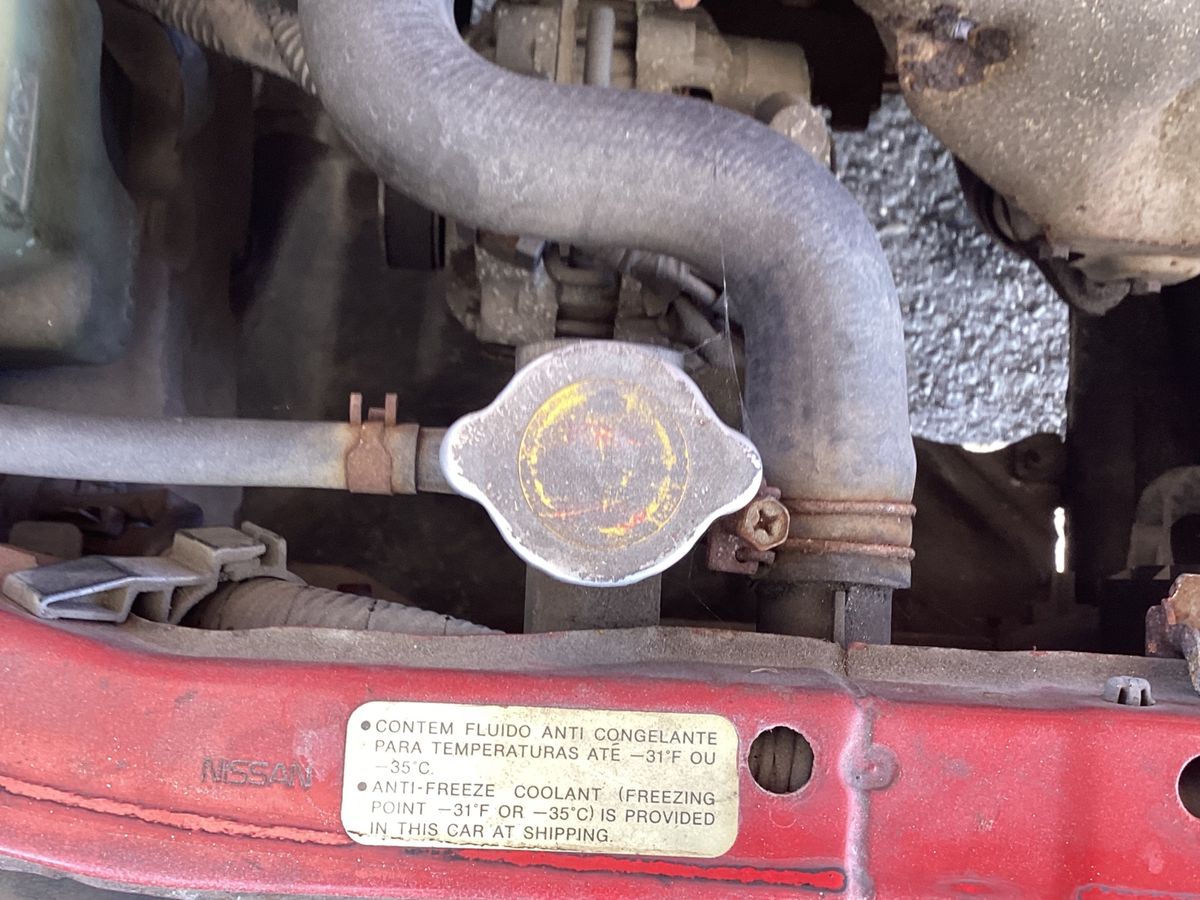Nissan Sunny 1991 — photo 15