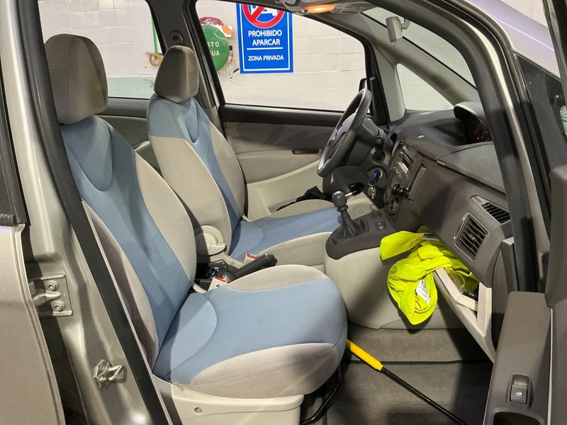 Fiat Idea 1.4 Active — zdjęcie 3