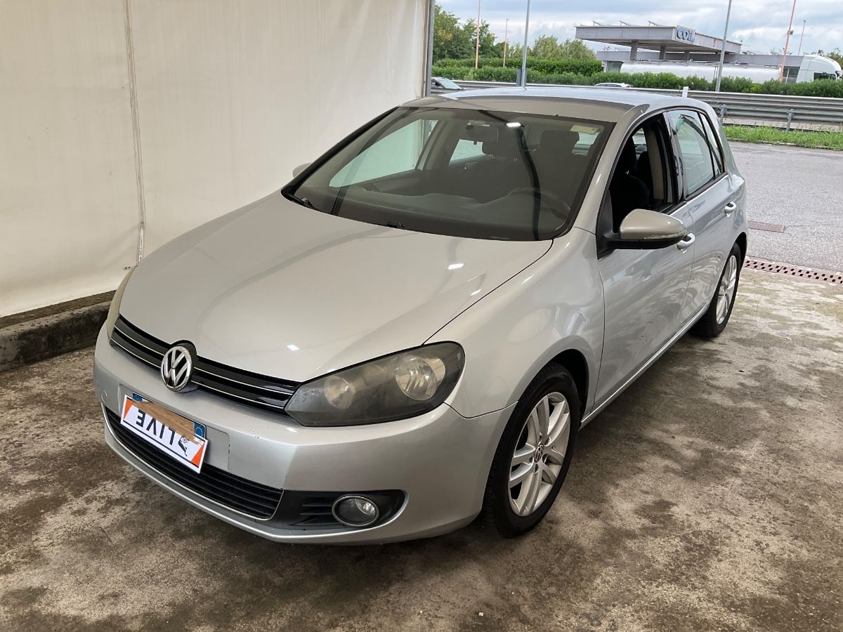 Volkswagen Golf VI 1.6 TDI Highline BlueMotion