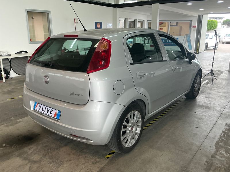 Fiat Grande Punto 1.3 JTD Multijet Actual — zdjęcie 2