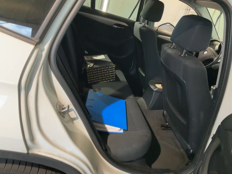 BMW X1 sDrive 16d — zdjęcie 14