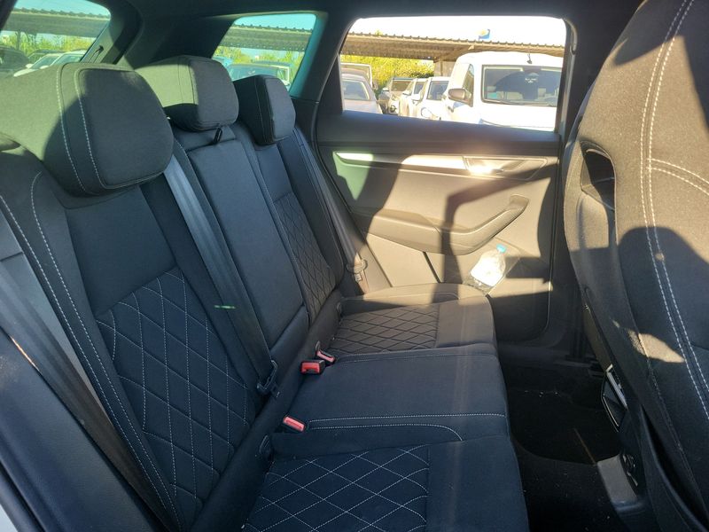Skoda Karoq 2.0 TDI Sportline 4x4 — zdjęcie 12