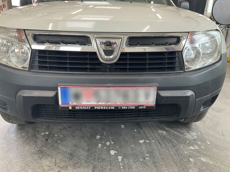 Dacia Duster 1.6 E85 4x2 2012 – снимка 44