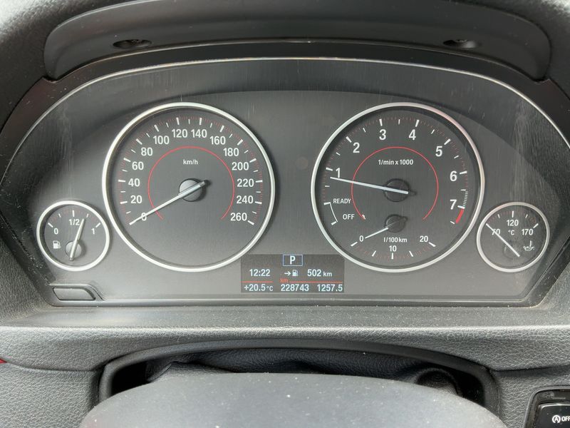 BMW 3er 320i 2013 – снимка 19