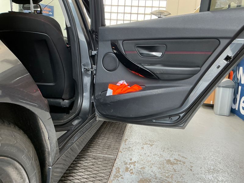 BMW 3er 320i 2013 – снимка 36
