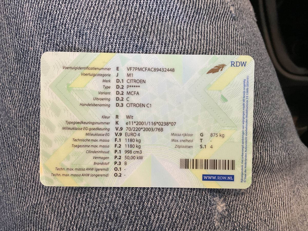 Citroen C1 1.0 AMIC1