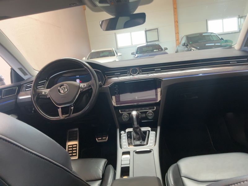 Volkswagen Arteon 2.0 TDI Elegance 4Motion — zdjęcie 12