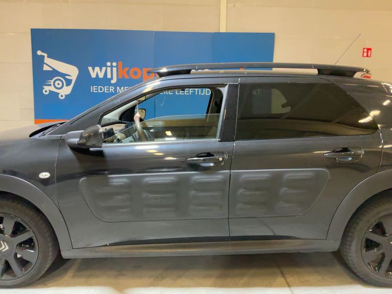 Citroen C4 Cactus 1.6 Blue-HDi Shine — zdjęcie 4