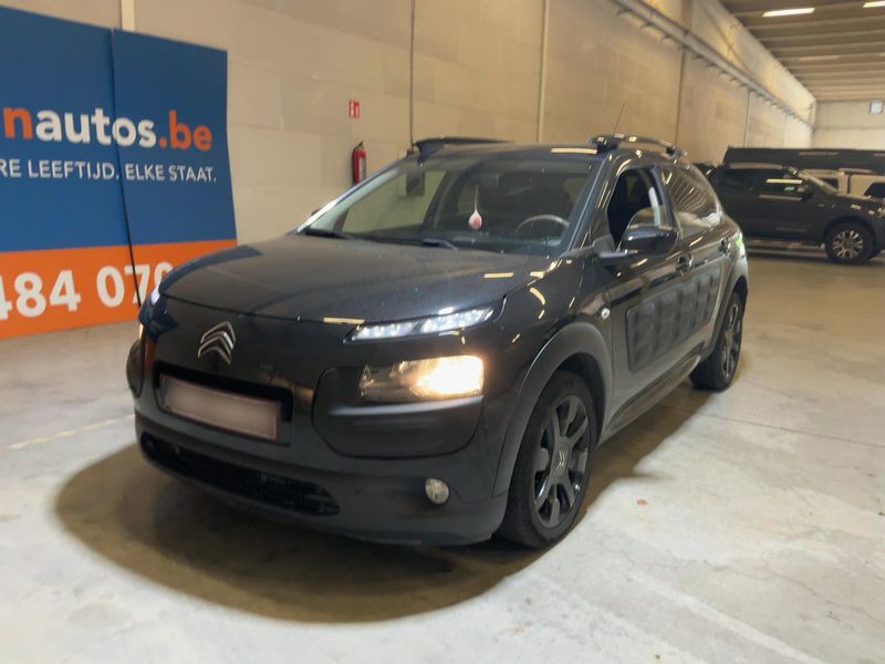 Citroen C4 Cactus 1.6 Blue-HDi Shine