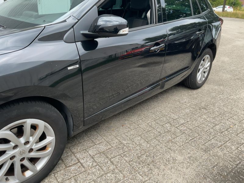 Renault Megane 1.5 dCi BOSE Edition 2013 – снимка 2