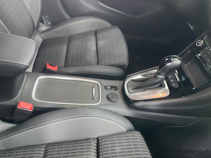 Opel Astra 1.5 CDTI Elegance Start/Stop 2020 – снимка 26