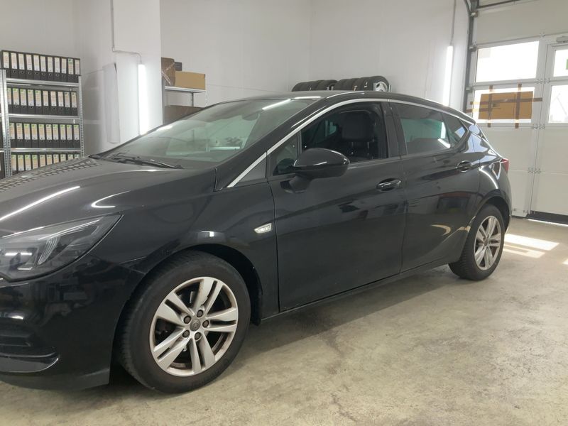 Opel Astra 1.5 CDTI Elegance Start/Stop 2020 – снимка 2