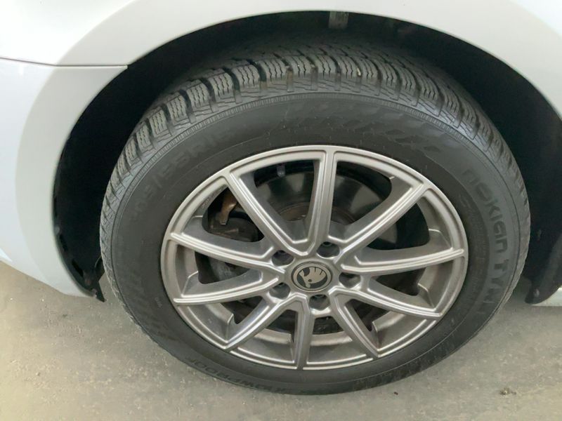Skoda Octavia 1.6 TDI Style 2019 – снимка 3