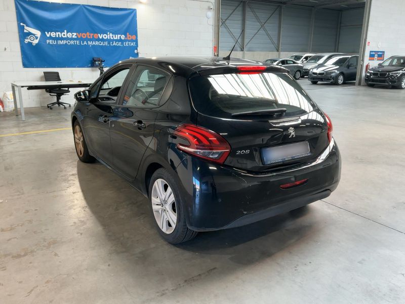 Peugeot 208 1.2 PureTech Signature 2018 – снимка 6