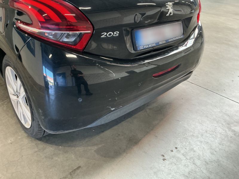 Peugeot 208 1.2 PureTech Signature 2018 – снимка 34