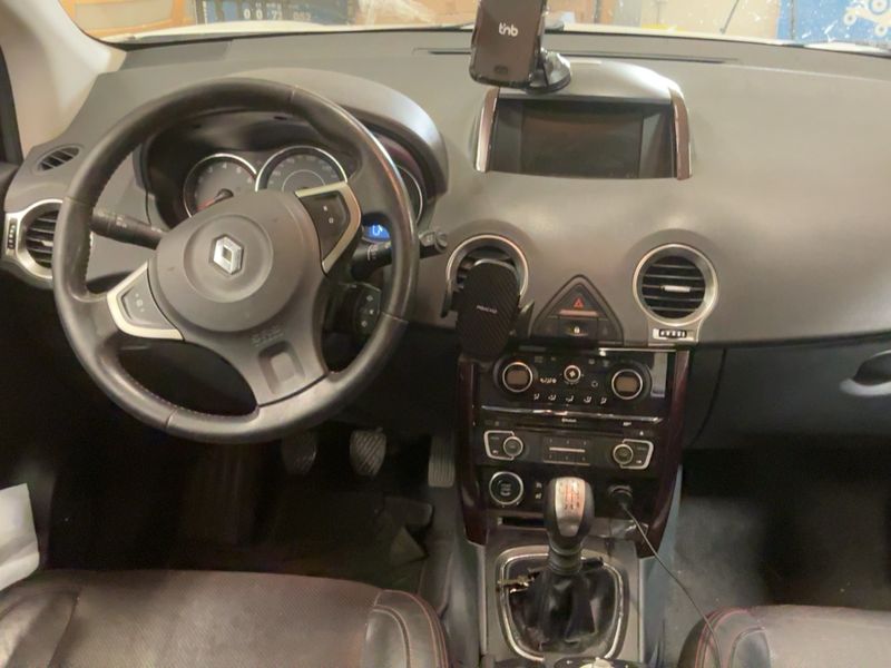 Renault Koleos 2.0 dCi Intens — zdjęcie 12