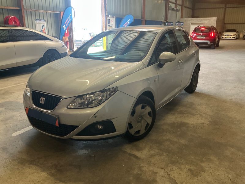 Seat Ibiza 1.2 TDI Stylance / Style 2011 – снимка 1