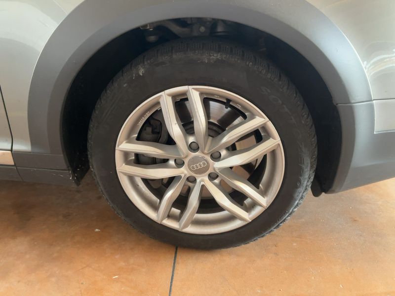Audi A6 Allroad 3.0 V6 TFSI 2009 – снимка 11
