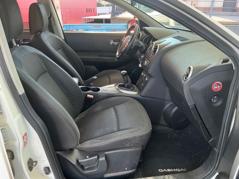 Nissan Qashqai+2 1.6 Acenta — zdjęcie 3