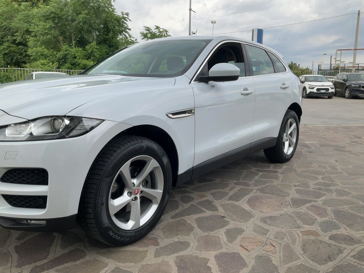 Jaguar F-Pace d'occasion