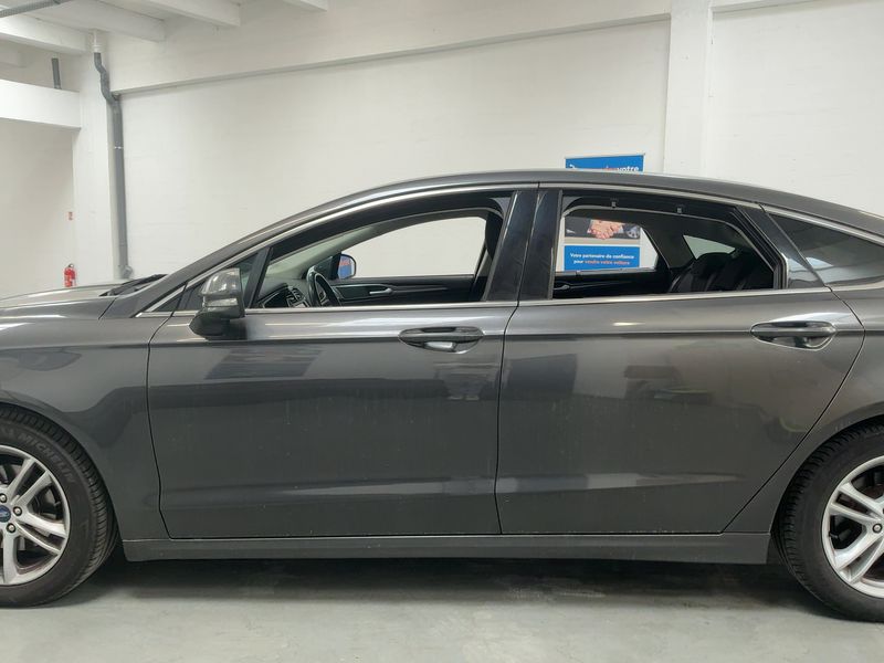Ford Mondeo 2.0 TDCi EcoBlue Titanium — zdjęcie 4