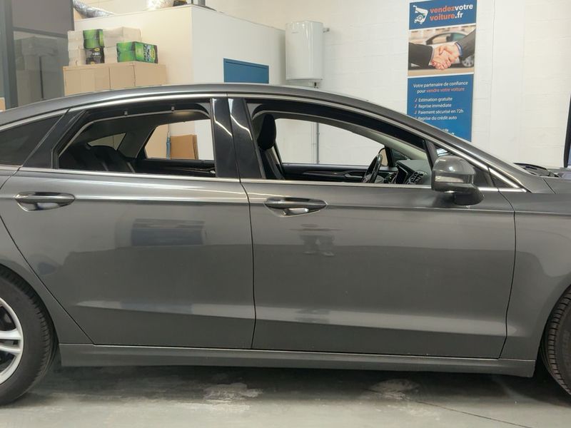 Ford Mondeo 2.0 TDCi EcoBlue Titanium — zdjęcie 7