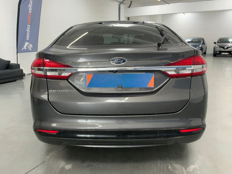 Ford Mondeo 2.0 TDCi EcoBlue Titanium — zdjęcie 5