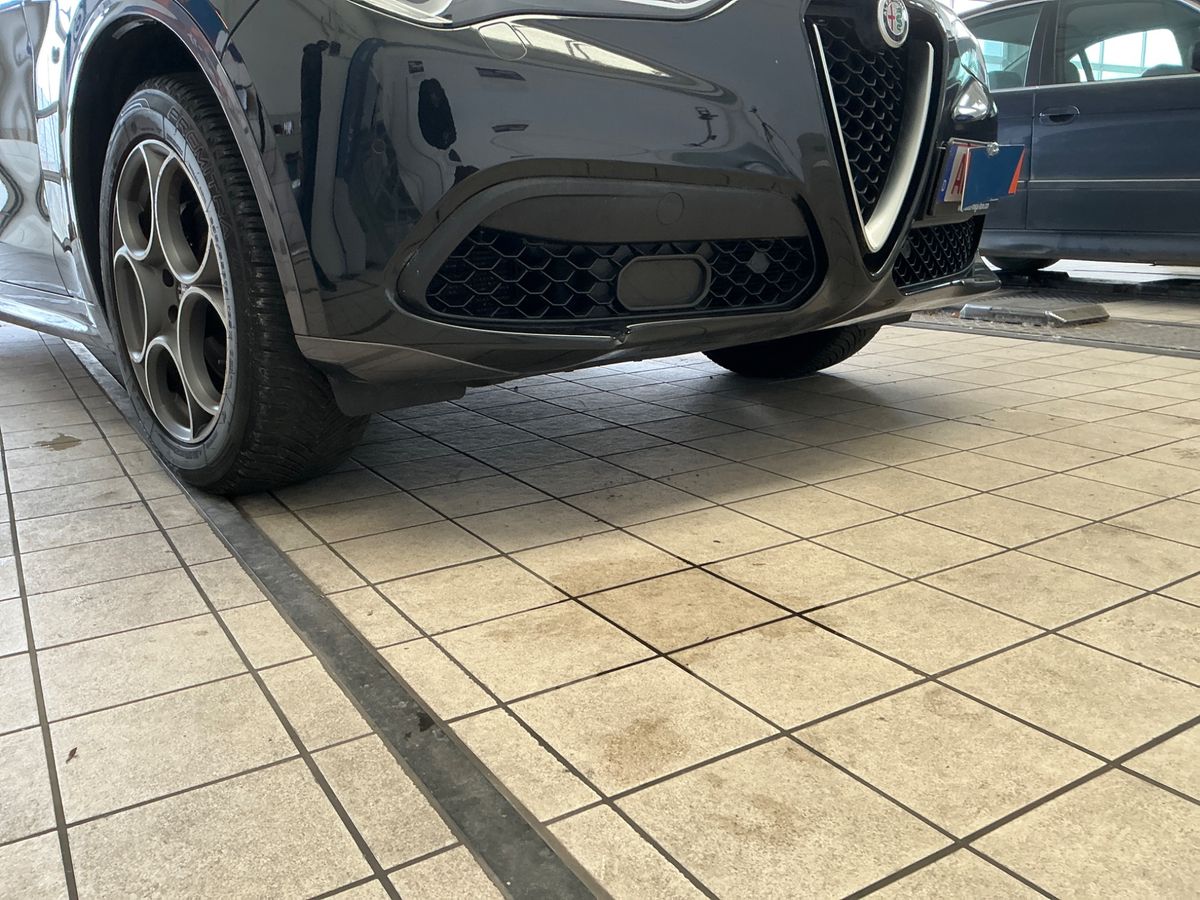 Alfa Romeo 2022 — photo 24