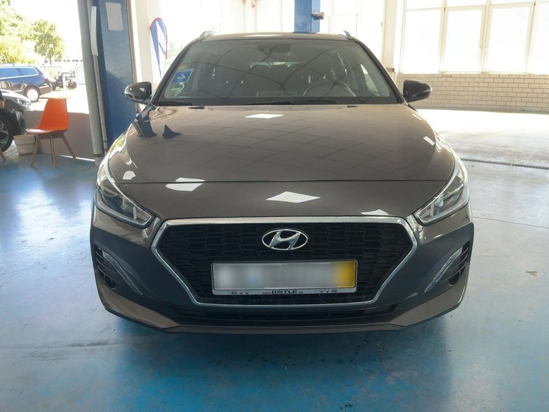 Hyundai i30 1.6 CRDi YES! — zdjęcie 9