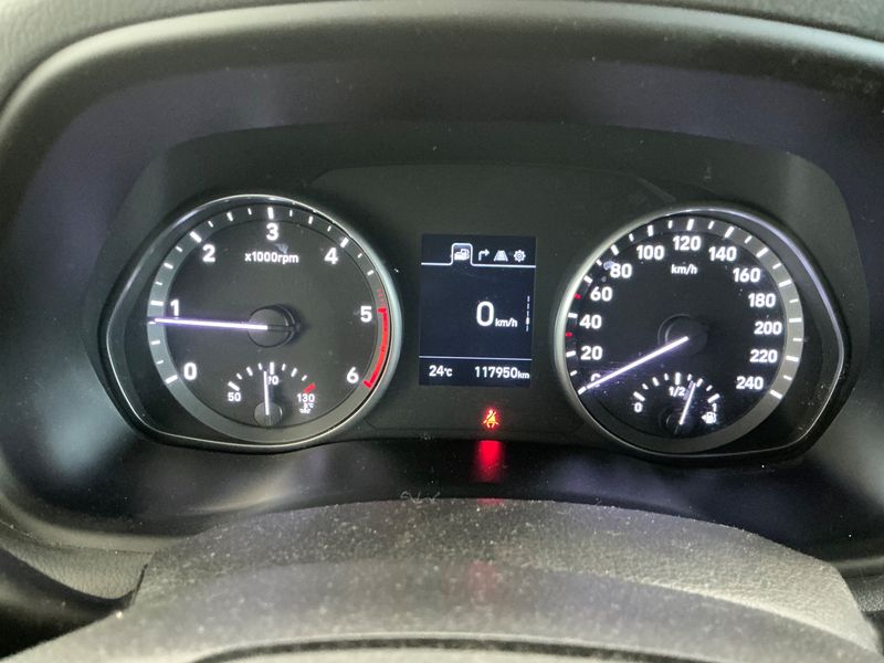 Hyundai i30 1.6 CRDi YES! — zdjęcie 13