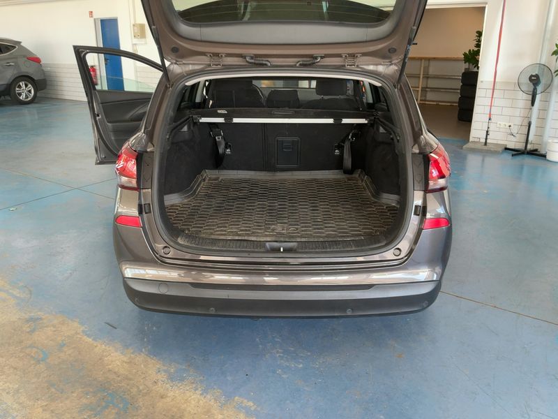 Hyundai i30 1.6 CRDi YES! — zdjęcie 10