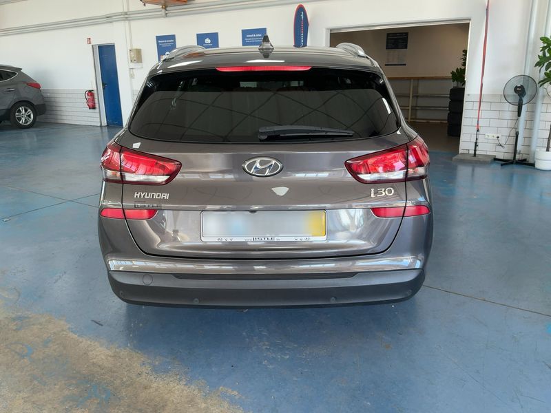 Hyundai i30 1.6 CRDi YES! — zdjęcie 5
