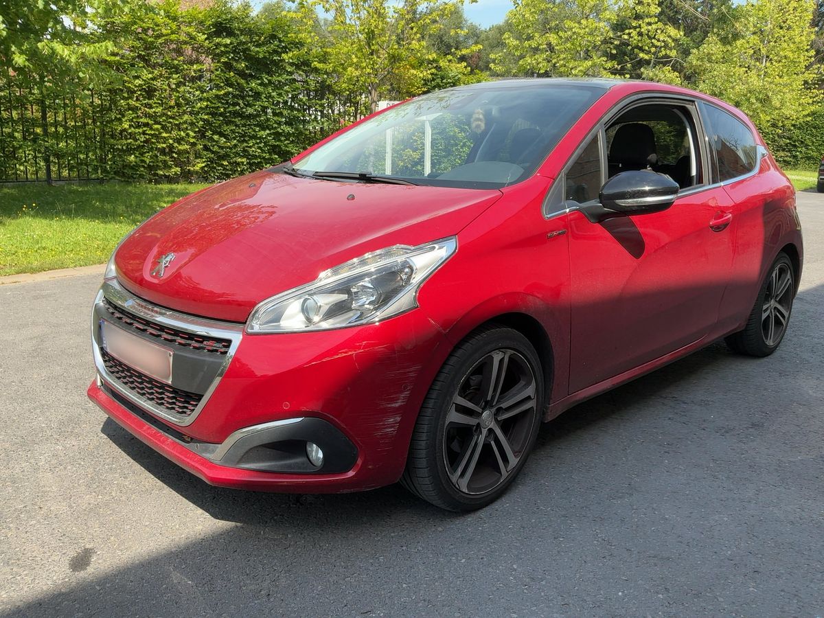 Peugeot 208 2016