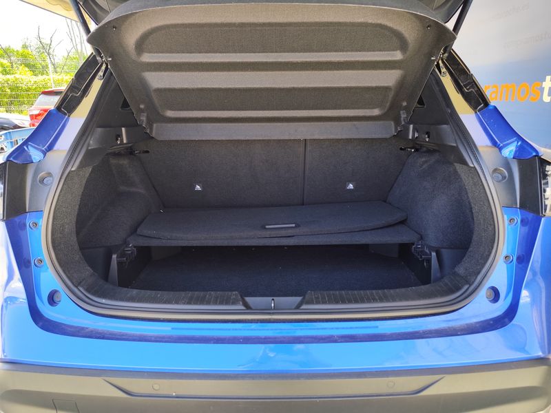 Nissan Qashqai 1.3 DIG-T Mild-Hybrid N-Connecta — zdjęcie 9