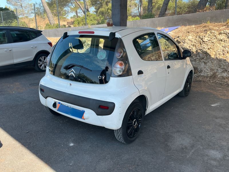 Citroen C1 1.0 Attraction — zdjęcie 2