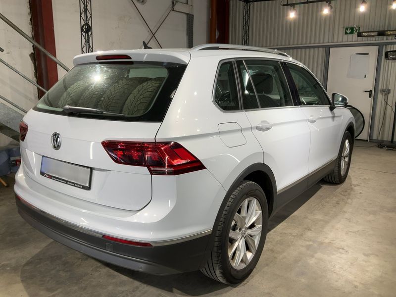 Volkswagen Tiguan 2.0 TDI Highline 4Motion BlueMotion Tech 2018 – снимка 8